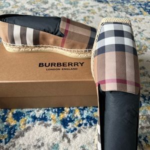 Burberry espadrilles